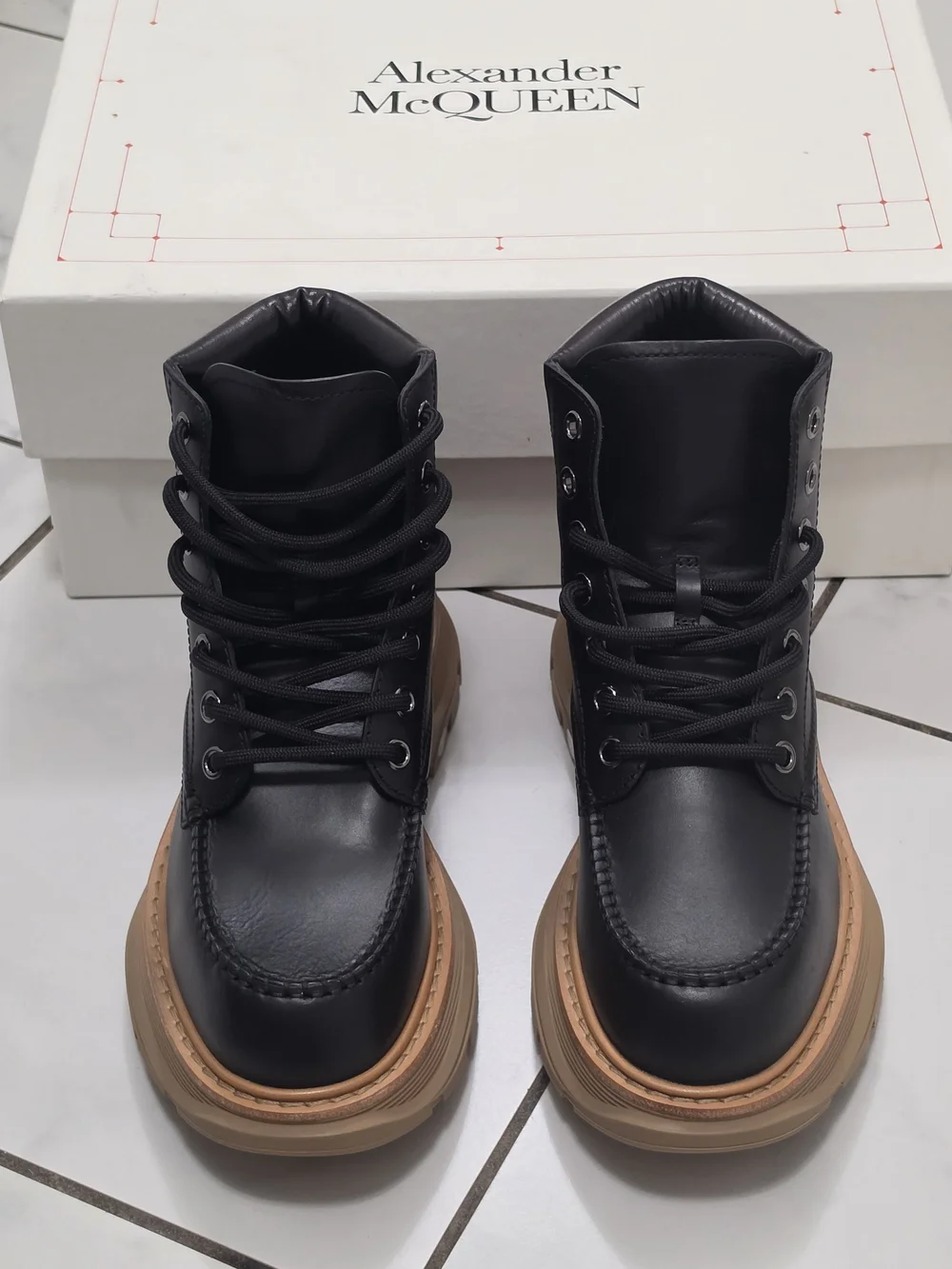 Alexander McQueen Chant boots, 41